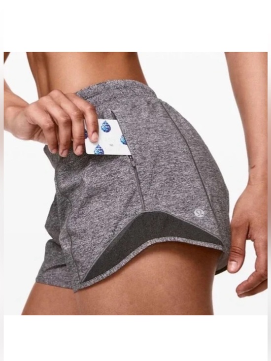 lululemon athletica Pants - Lululemon Hotty Hot Shorts in Heather Lux Multi Heathered Black Size 4